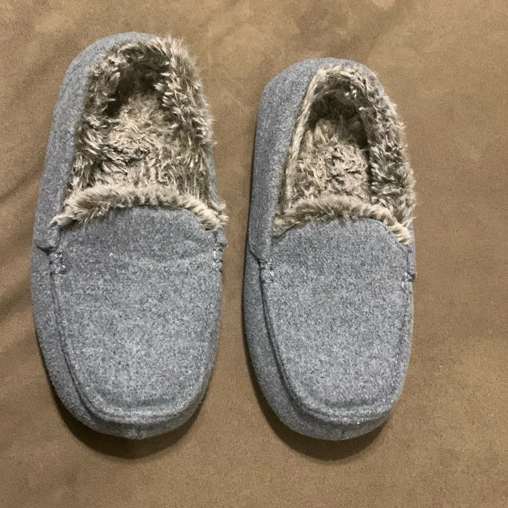 Youth Boy’s M 2/3 Carmelo Gray Moccasin House Slippers Cat & Jack EXCELLENT EUC